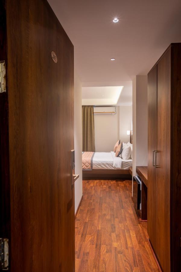 Golden Fortune Inn Hotel Bangalore Eksteriør billede