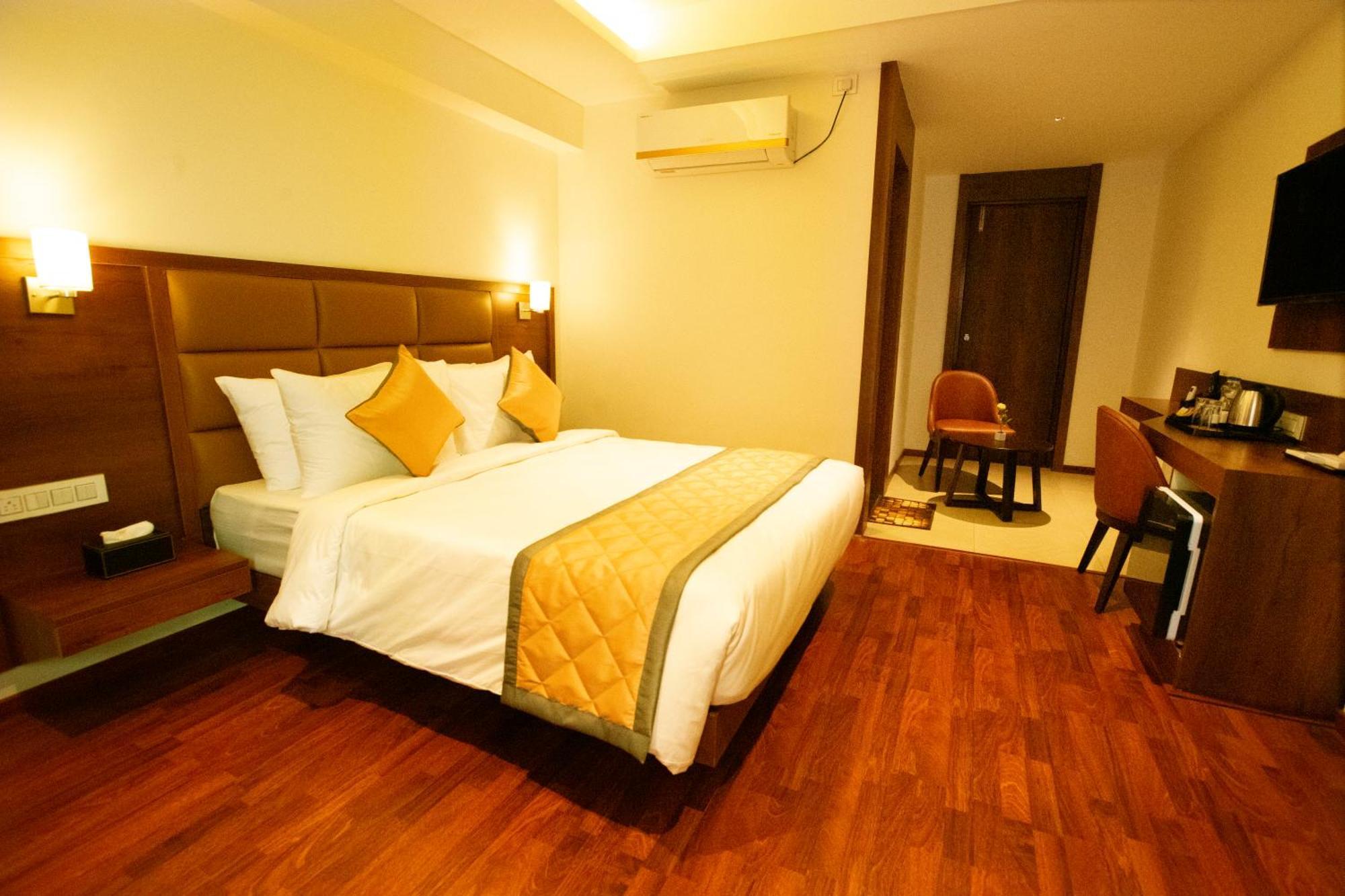 Golden Fortune Inn Hotel Bangalore Eksteriør billede