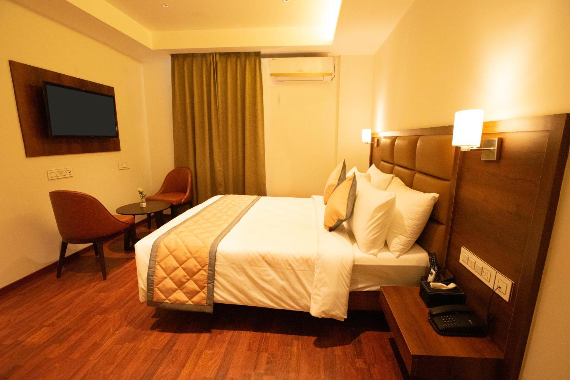 Golden Fortune Inn Hotel Bangalore Eksteriør billede