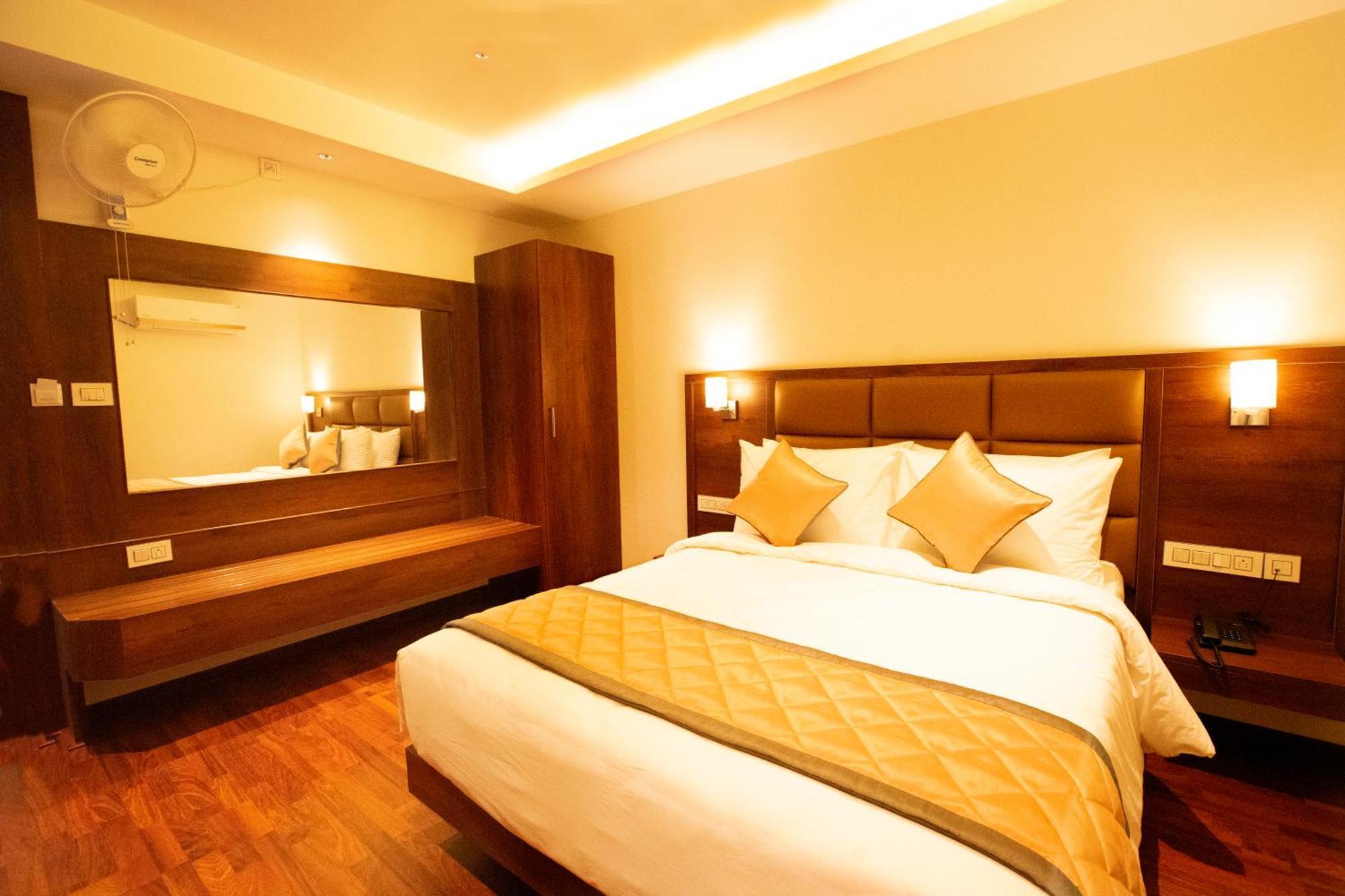 Golden Fortune Inn Hotel Bangalore Eksteriør billede