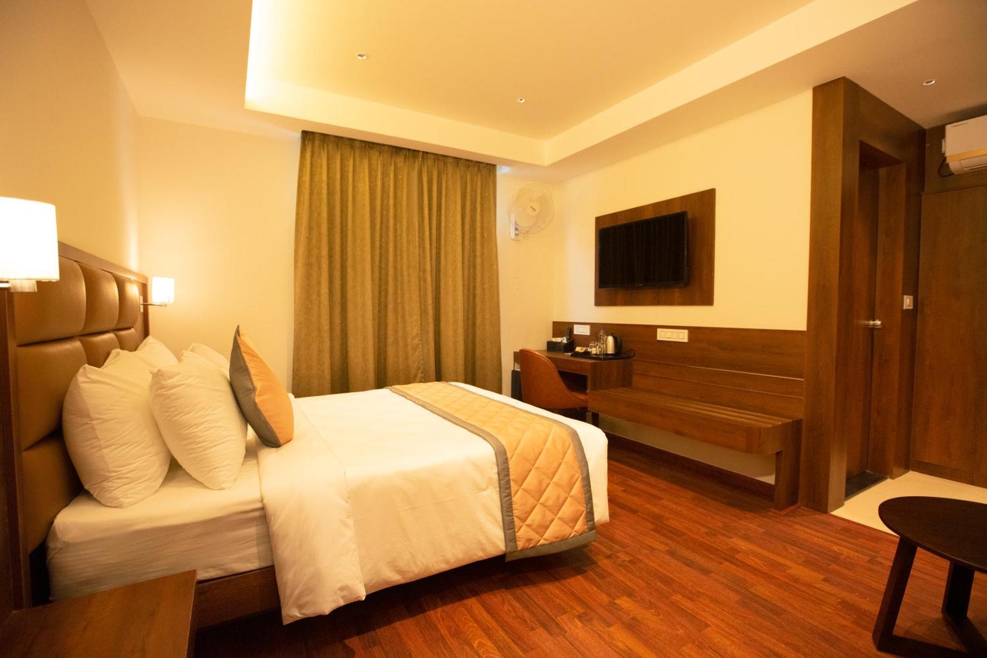 Golden Fortune Inn Hotel Bangalore Eksteriør billede